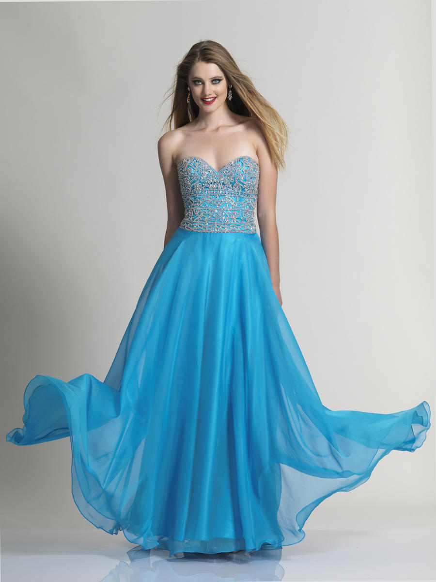 French Novelty: Dave and Johnny 2674 Flowing Chiffon Prom Gown
