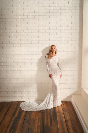 TR12026 Modest Lace Long Sleeve Wedding Dress