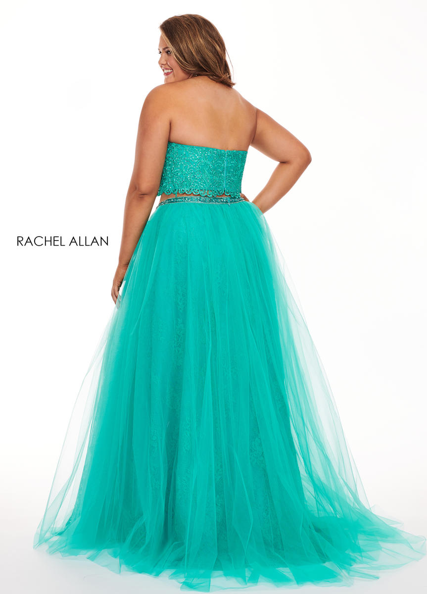 2 piece plus sales size prom dress