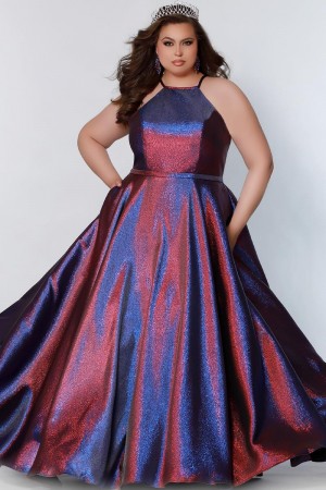 French Novelty: Sydneys Closet SC7340 Conquer the Night Plus Size Gown