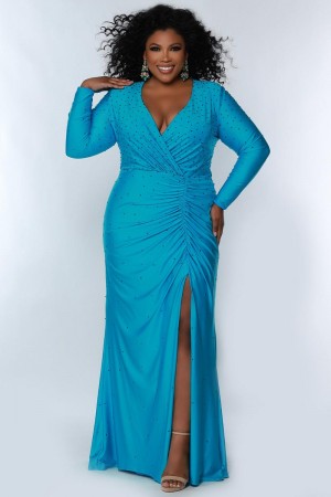 French Novelty: Sydneys Closet SC7340 Conquer the Night Plus Size Gown